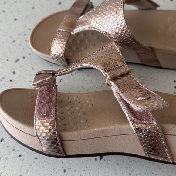 Vionic Ellie Rose Metallic Sandals Slides Snake Print Comfortable Wedges Size 5 - Picture 4 of 12